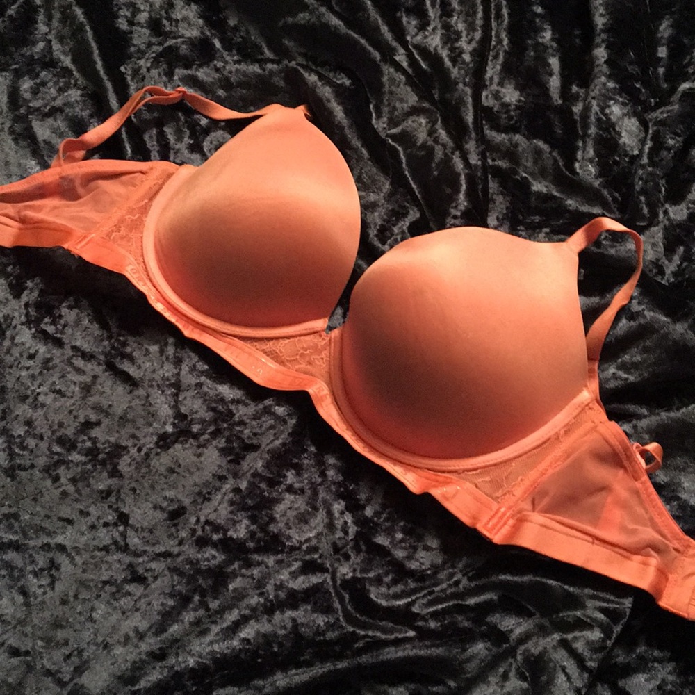 Push-up VS bra